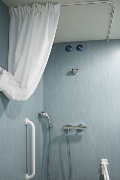 Cost of Senior Shower Installation in Acworth